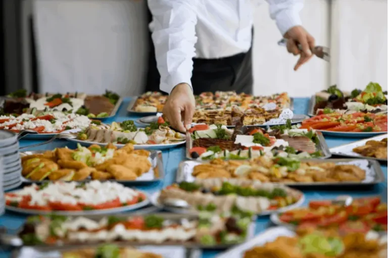 Bengaluru's leading corporate catering service